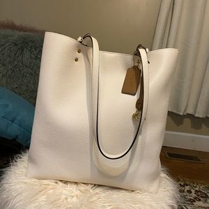 Coach plaza tote b4/sunlight | Womens 